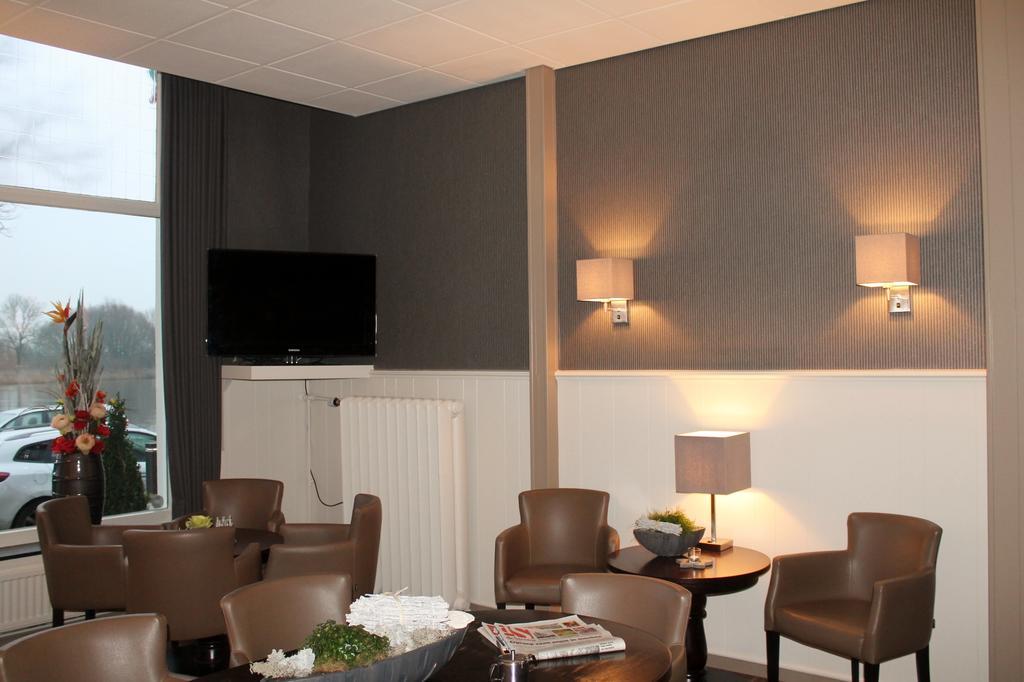 Hotel Van Dijk カンペン エクステリア 写真